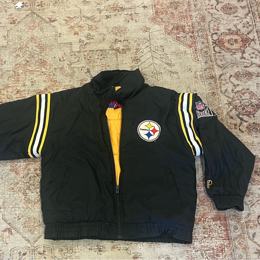 Pro Player Vintage Pittsburgh Steelers Winter Jacket